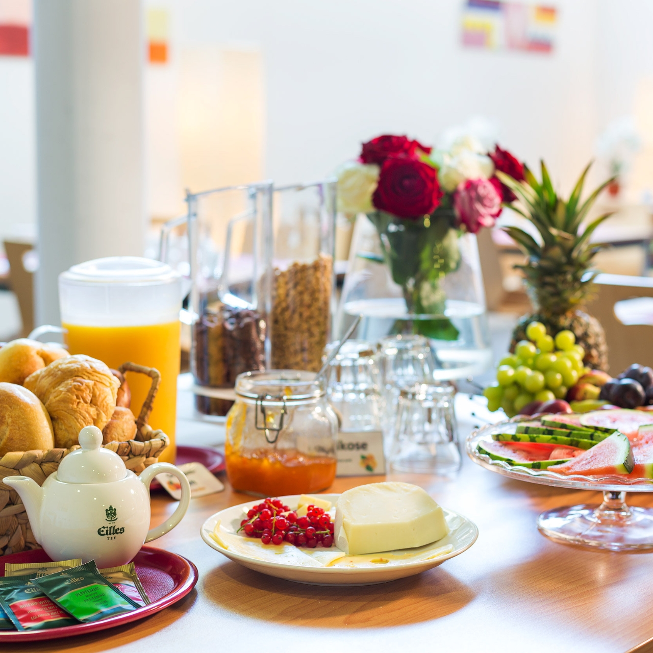 Hotel Bed Breakfast Rotes Haus Uberlingen Bei Hrs Gunstig Buchen
