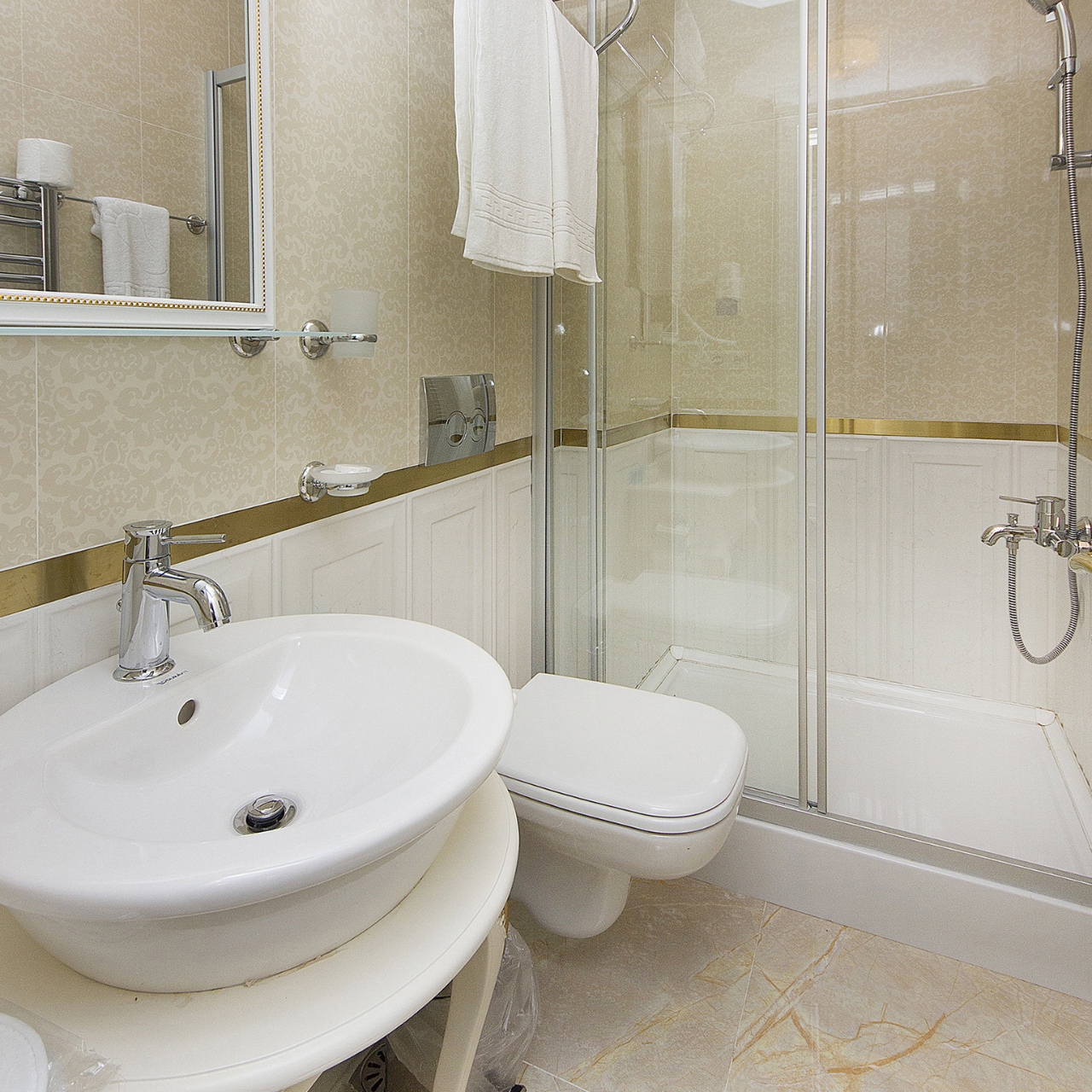 Kupeli Palace Hotel By Hotelistan 3 Hrs Star Hotel In Istanbul Istanbul