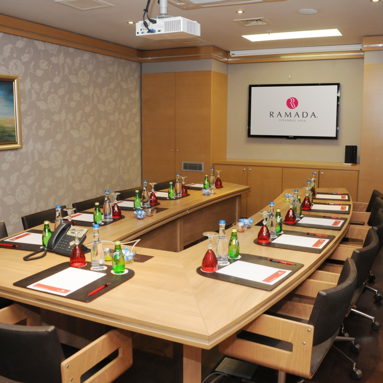 Ramada Istanbul Asia Luxury Hotel 5 Hrs Star Hotel In Istanbul Istanbul
