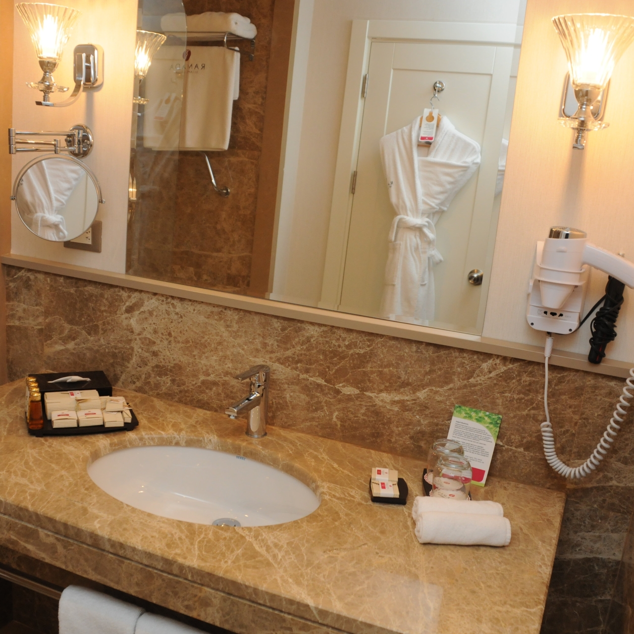 Ramada Istanbul Asia Luxury Hotel 5 Hrs Star Hotel In Istanbul Istanbul