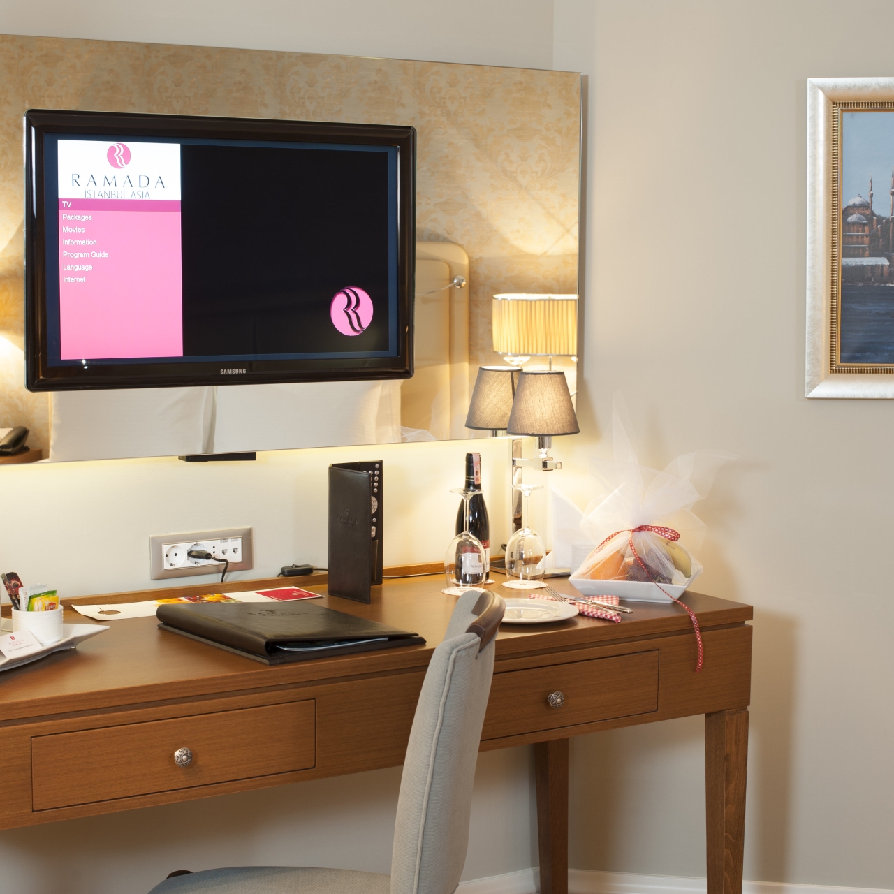 Ramada Istanbul Asia Luxury Hotel 5 Hrs Star Hotel In Istanbul Istanbul