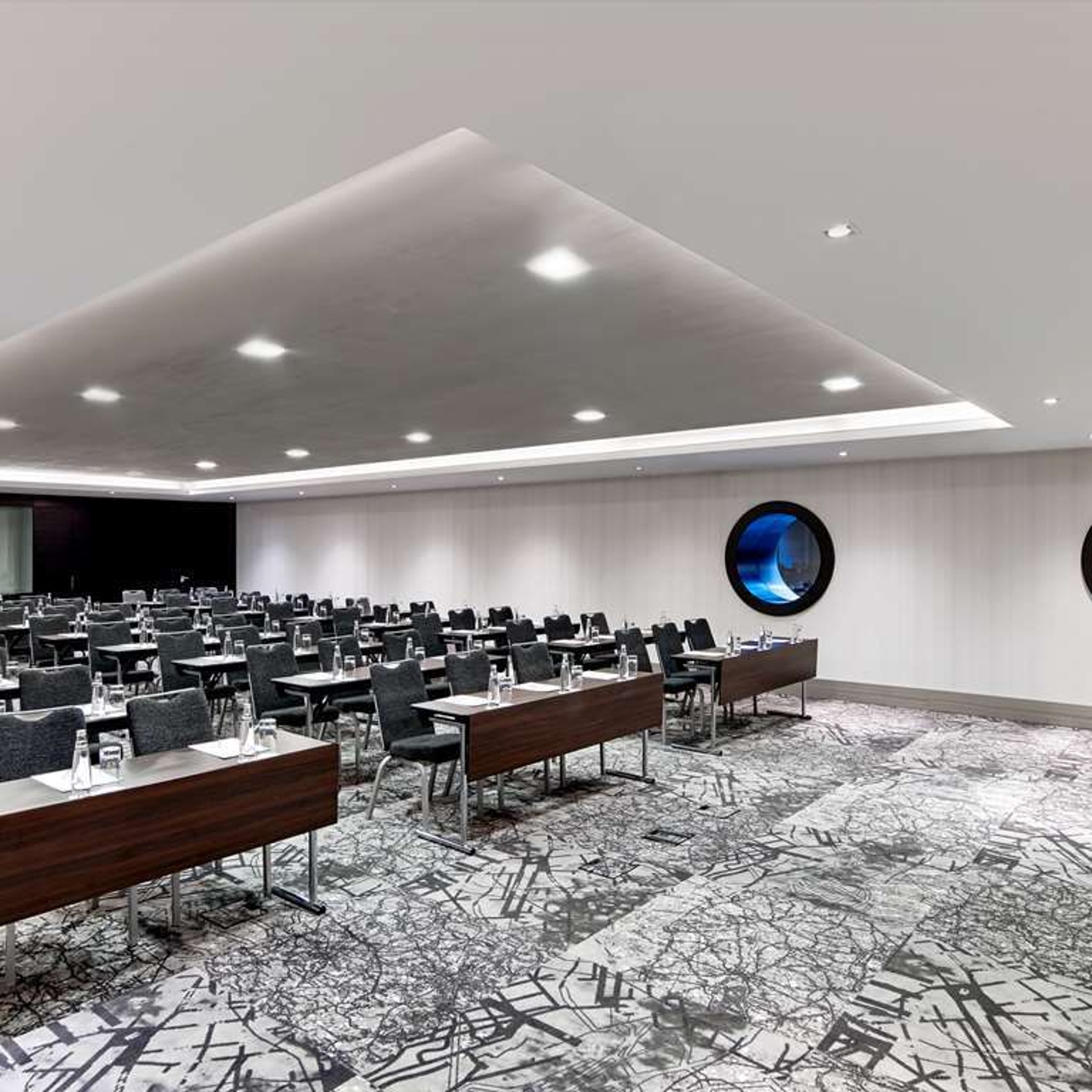 Hotel Le Meridien Istanbul Etiler 5 Hrs Star Hotel In Istanbul Istanbul