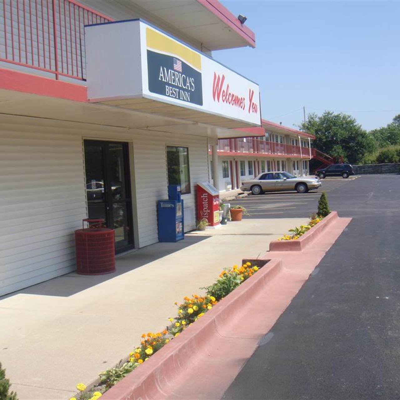 Qc Stay Inn United States Of America At Hrs With Free Services