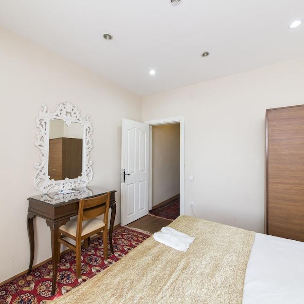 Hotel Deniz Houses In Istanbul Istanbul Hrs