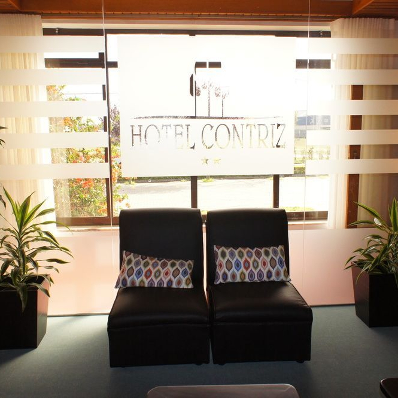 Hotel Contriz Portugal At Hrs With Free Services