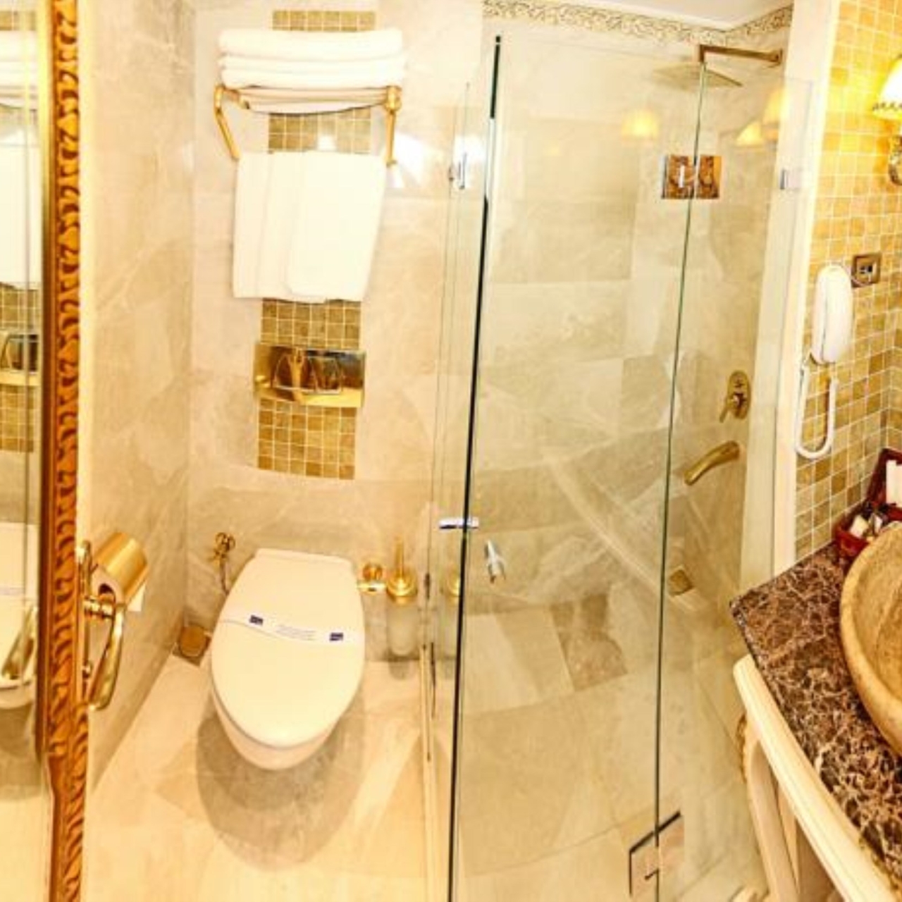 Buyuk Hamit Hotel 4 Hrs Star Hotel In Istanbul Istanbul
