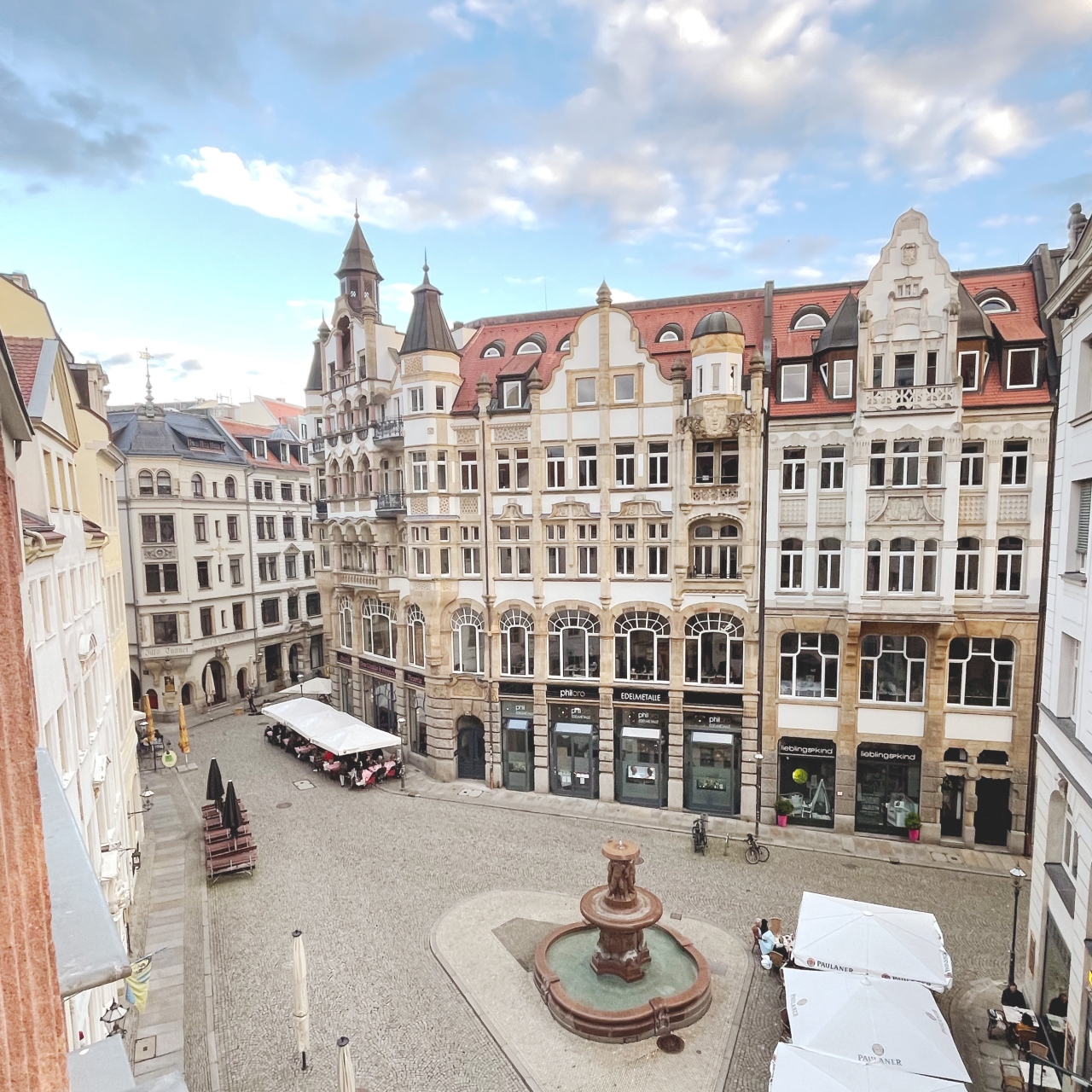 Five Elements Hostel In Leipzig Saxony Hrs