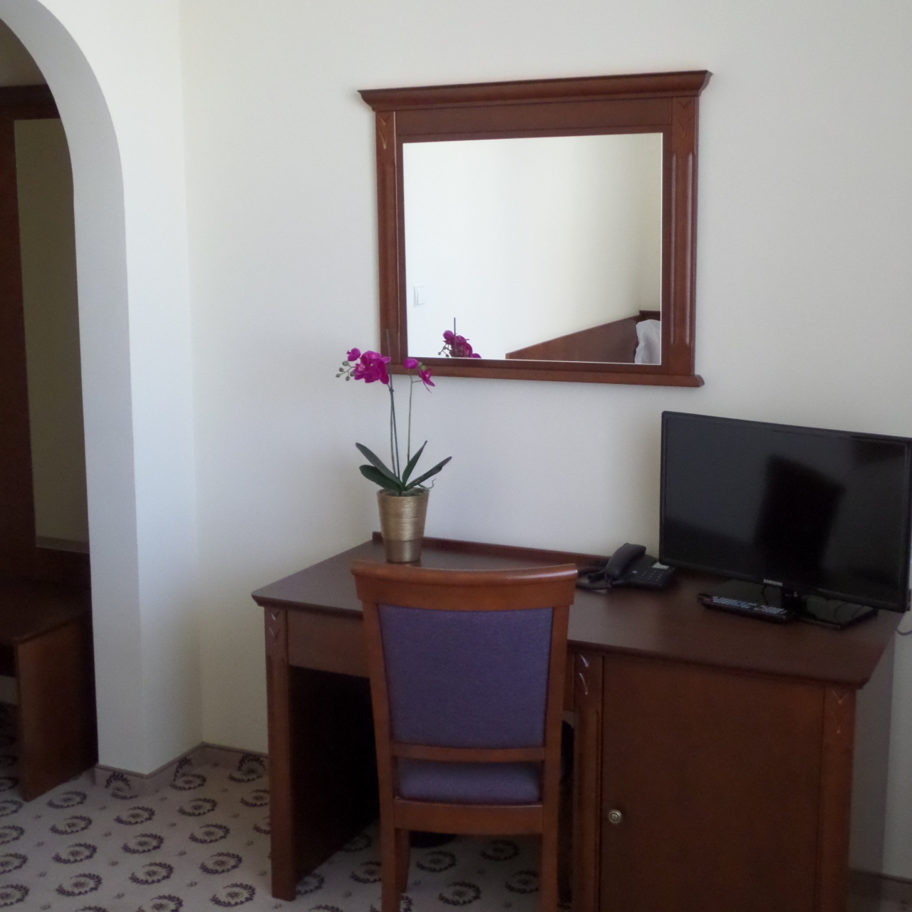 Hotel Astoria Bed Breakfast 3 Hrs Star Hotel In Swarzedz