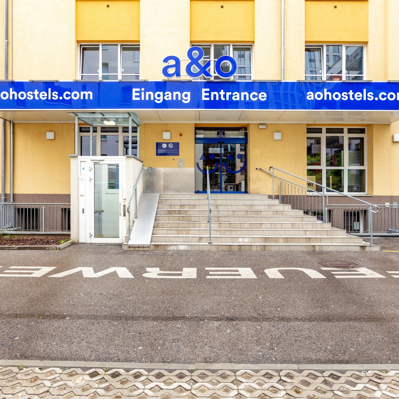 Hotel a&o Wien Hauptbahnhof bei HRS günstig buchen