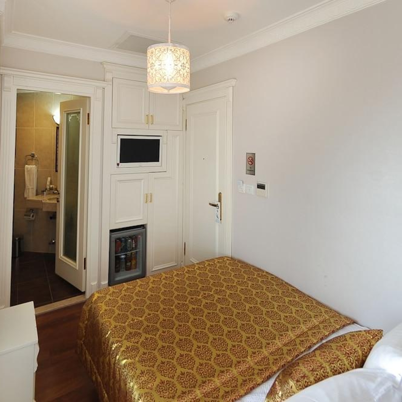 Hotel Coliseum In Istanbul Istanbul Hrs