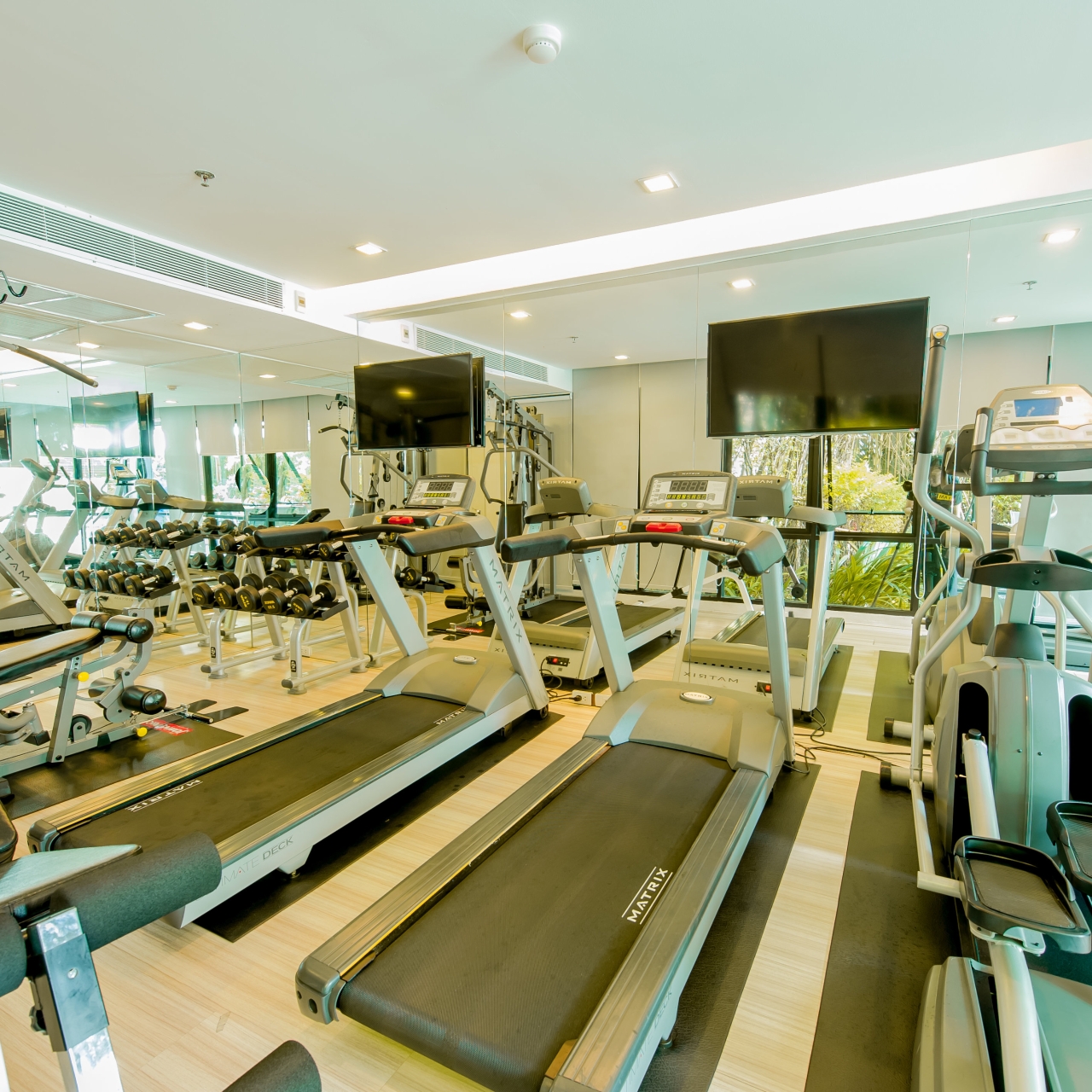 Arize Hotel Sukhumvit 4 Hrs Star Hotel In Bangkok Bangkok Metropolitan Region