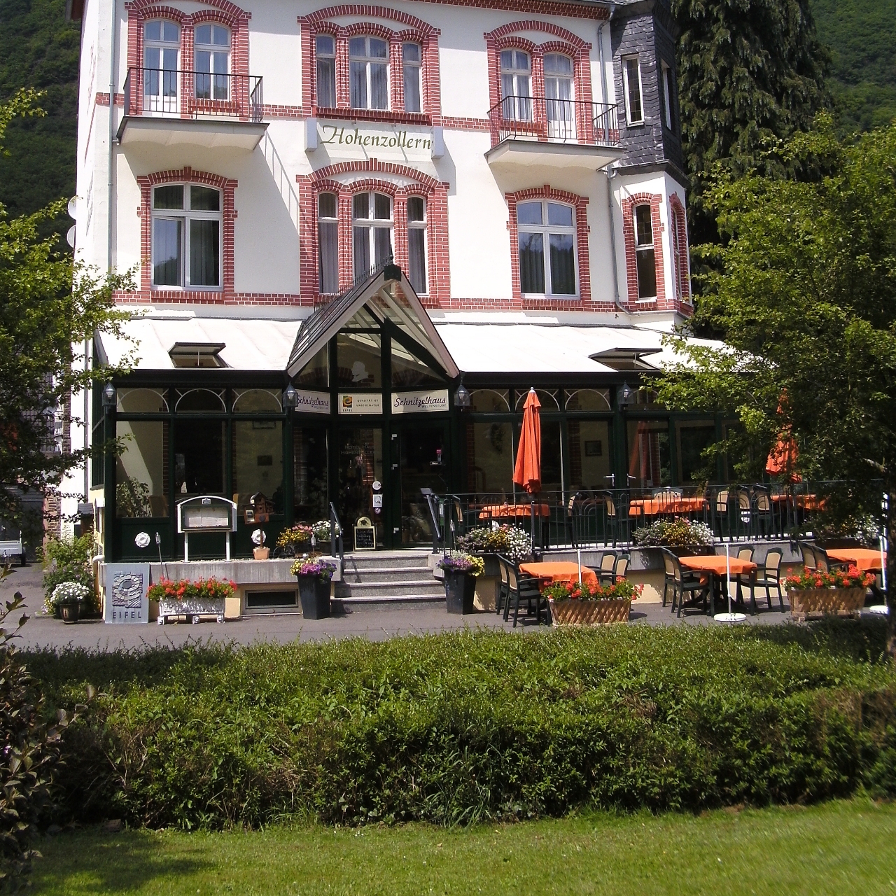 hotel haus hohenzollern rheinland pfalz at hrs with free services