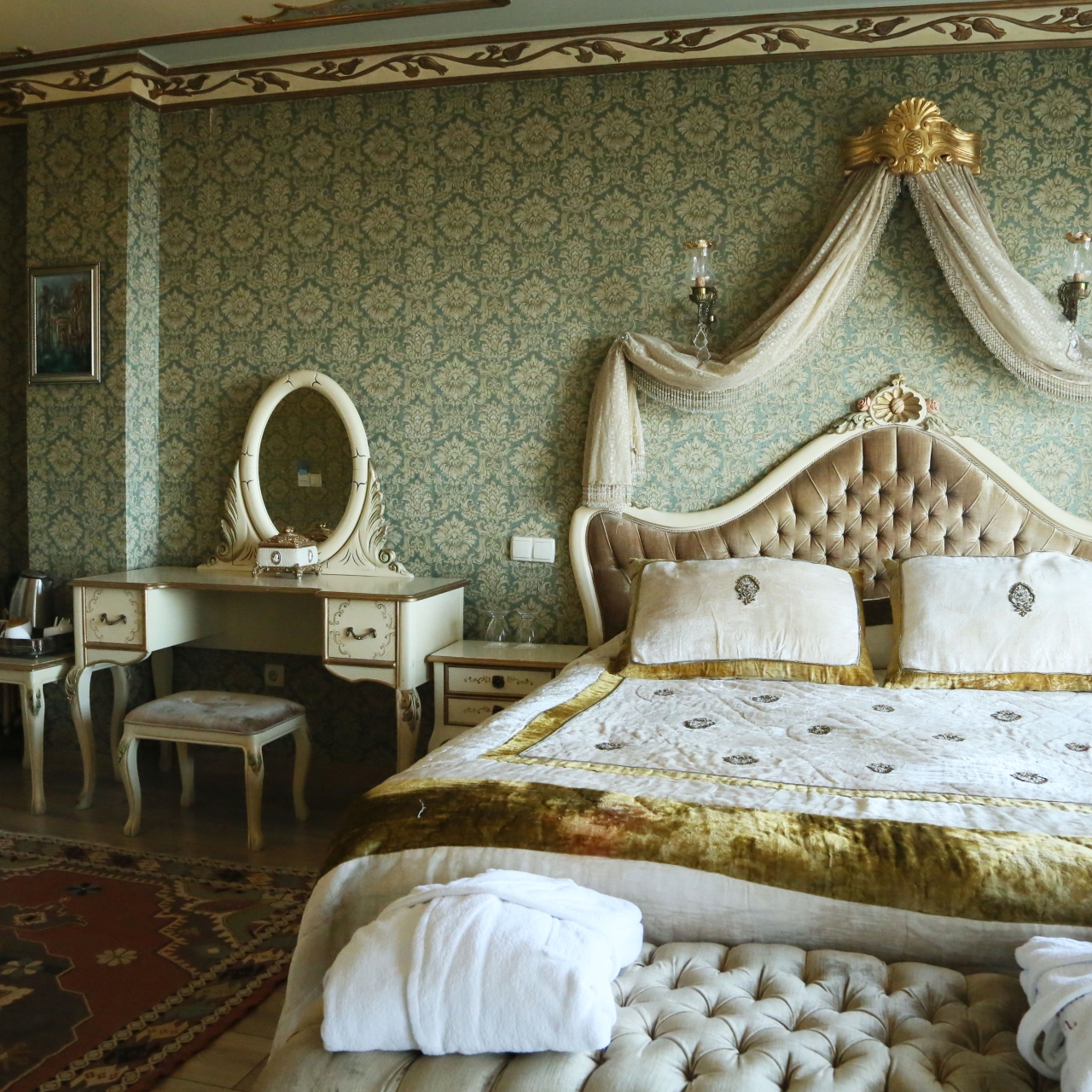 Romantic Hotel Istanbul In Istanbul Istanbul Hrs