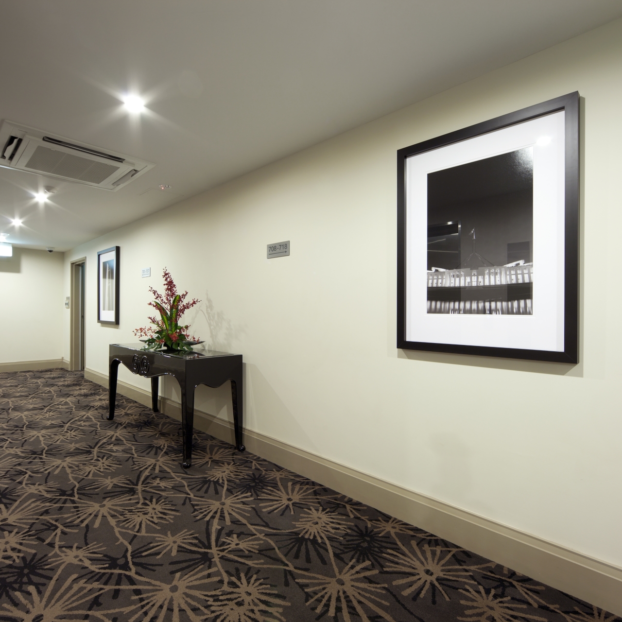 Hotel Adina Serviced Apartments Canberra Dickson 4 Hrs Star Hotel In Canberra Australian Capital Territory