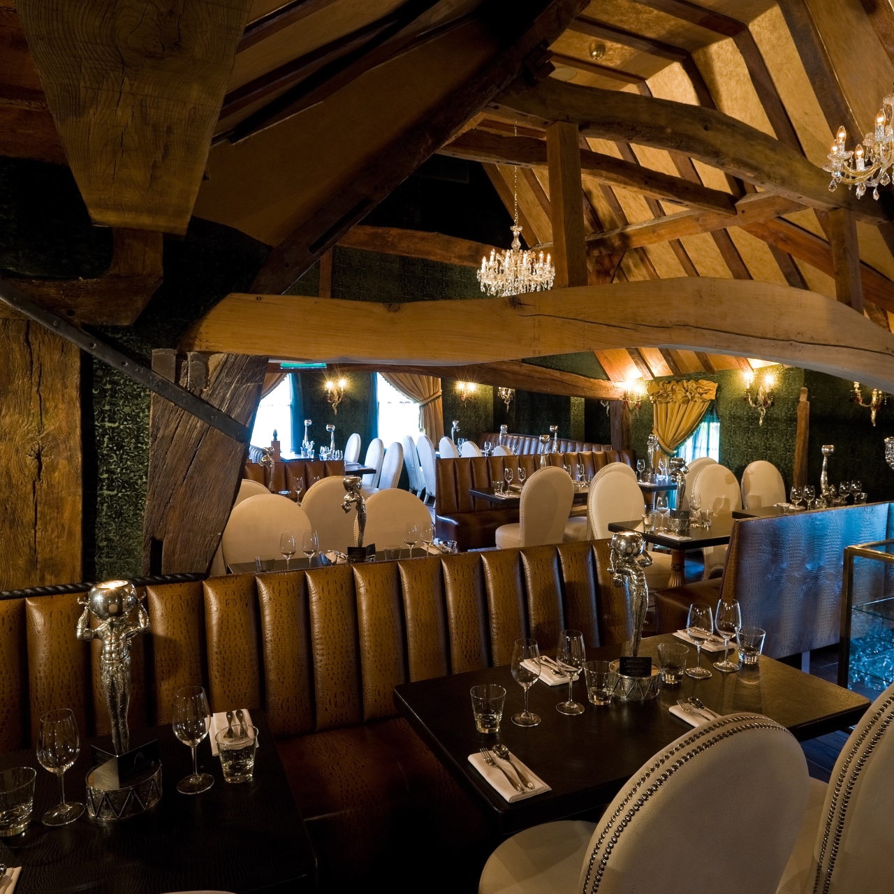 Hotel Crazy Bear Beaconsfield 5 Hrs Star Hotel In Beaconsfield
