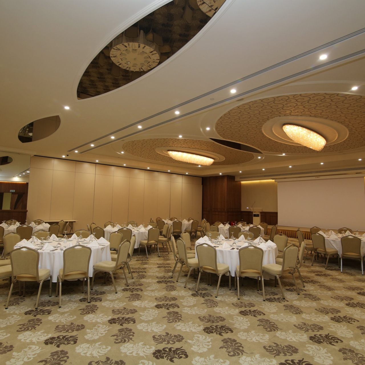 Silence Istanbul Hotel Convention Center 5 Hrs Star Hotel In Istanbul Istanbul