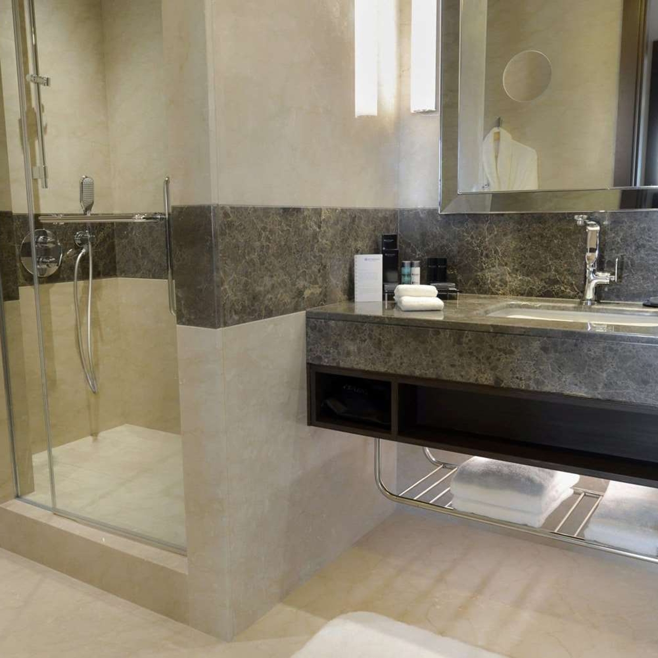 Hotel Wyndham Grand Istanbul Europe 5 Hrs Star Hotel In Istanbul Istanbul
