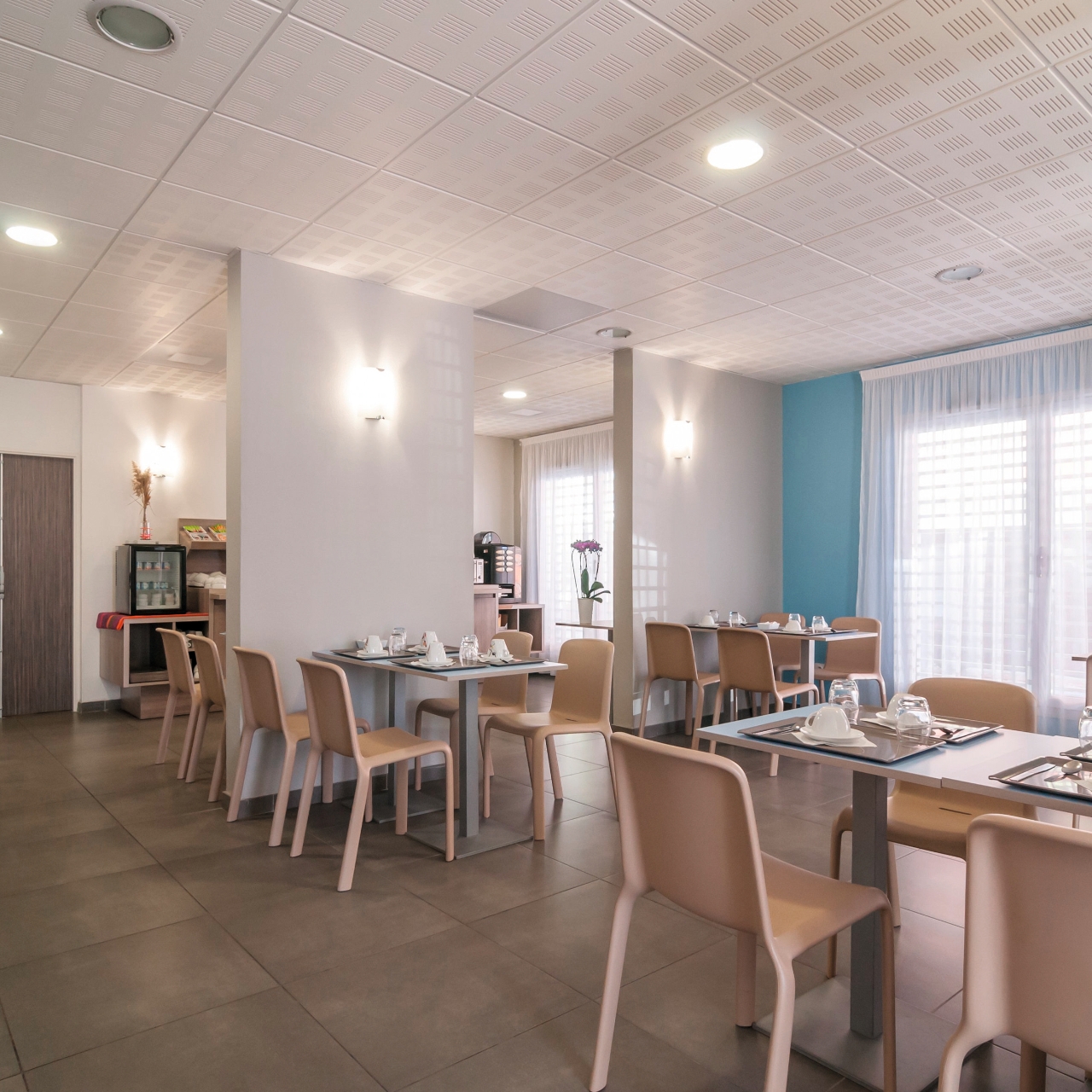 Hotel Appart City Perpignan Centre Gare 3 Hrs Star Hotel In Perpignan Languedoc Roussillon