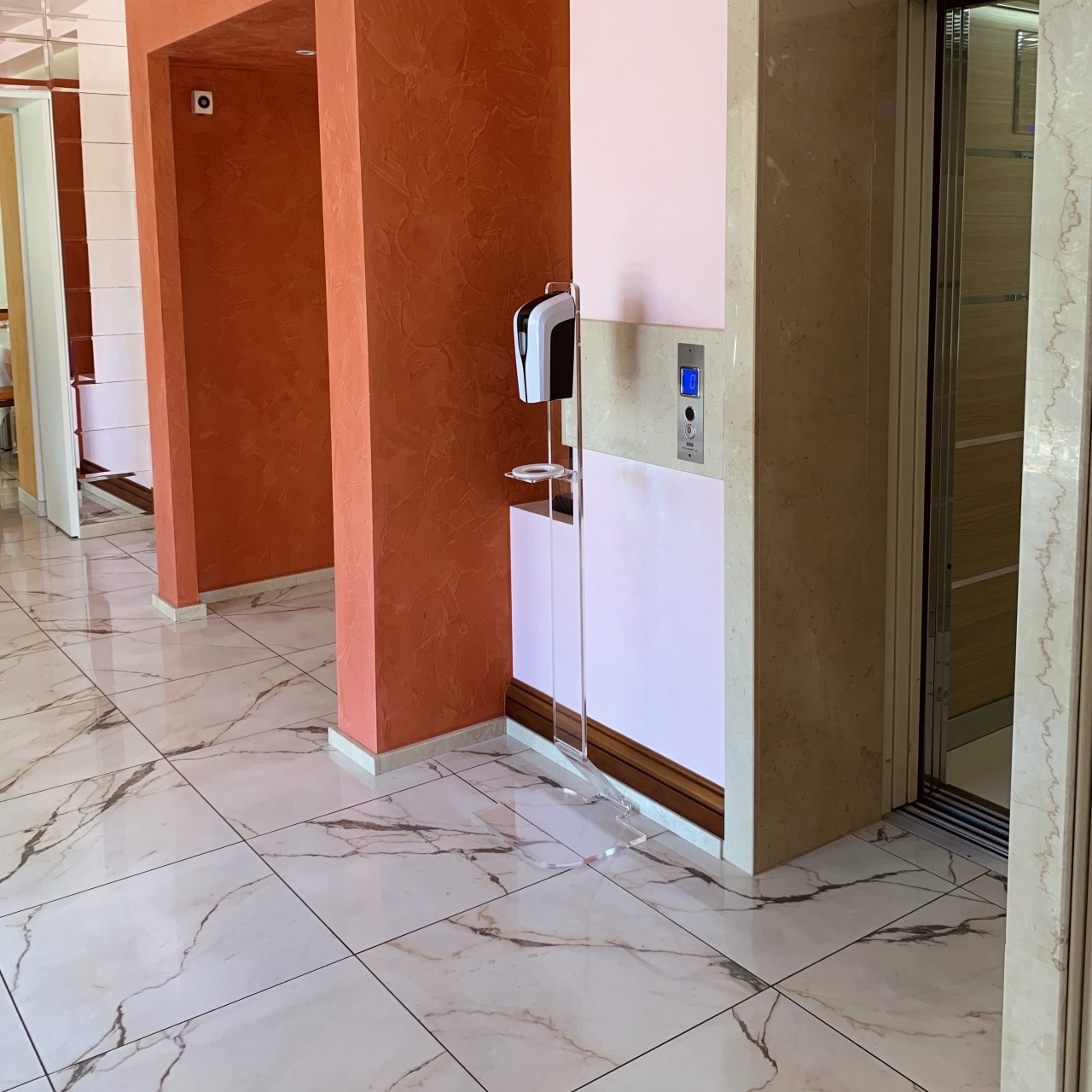 Hotel Villa Jonica - Porto Cesareo presso HRS con servizi gratuiti