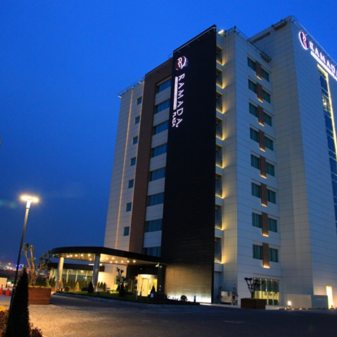 Hotel Ramada Plaza Istanbul Asia Airport 5 Hrs Star Hotel In Sekerpinari Kocaeli Ili