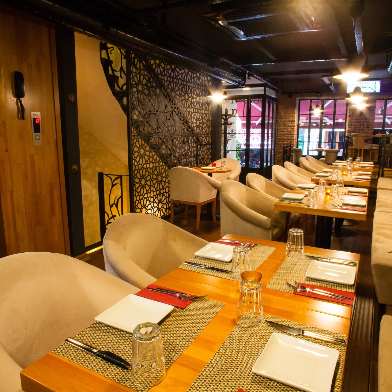 Istanburg Efes Hotel In Istanbul Istanbul Hrs