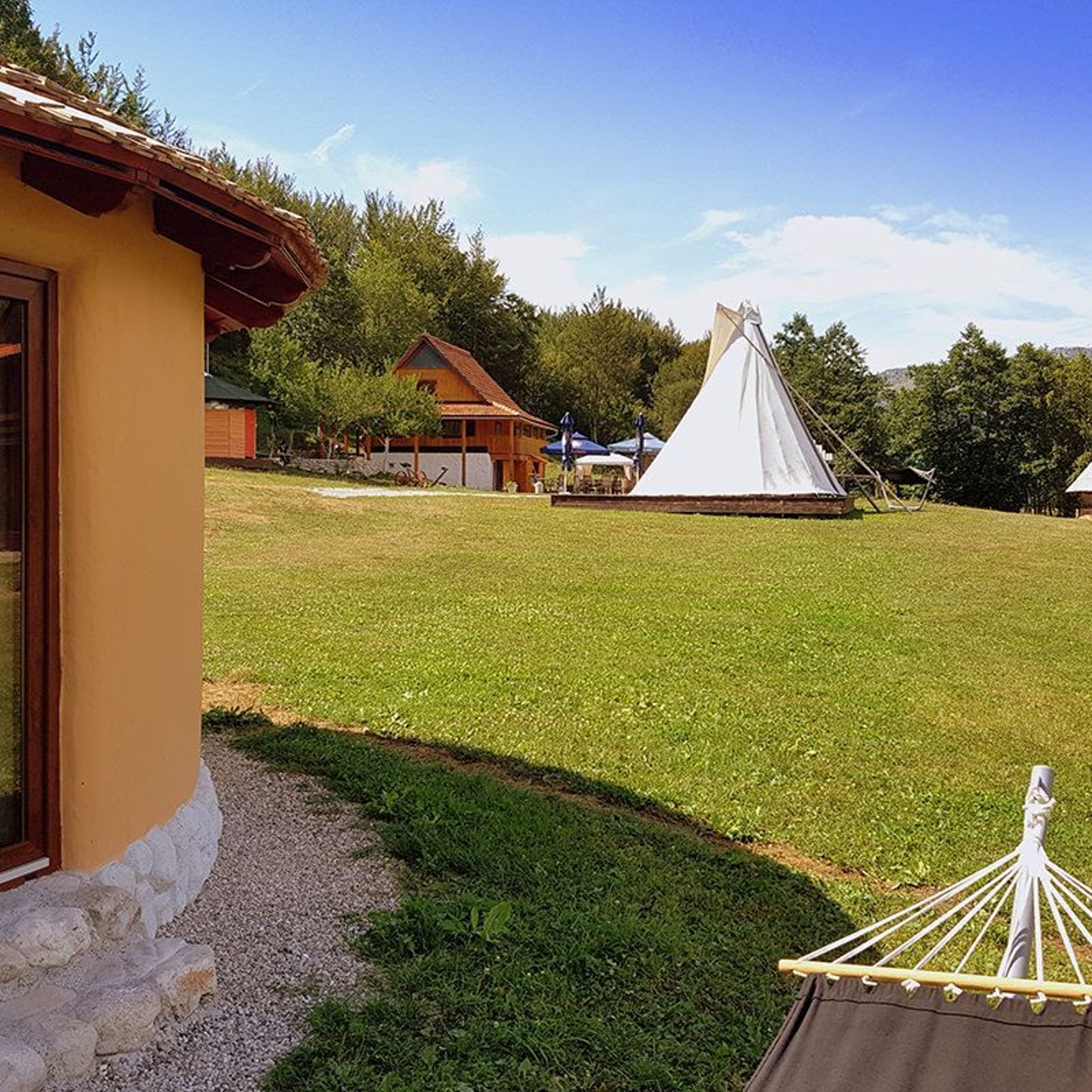 Hotel Linden Tree Retreat Ranch 3 Hrs Star Hotel In Karlobag Gospic