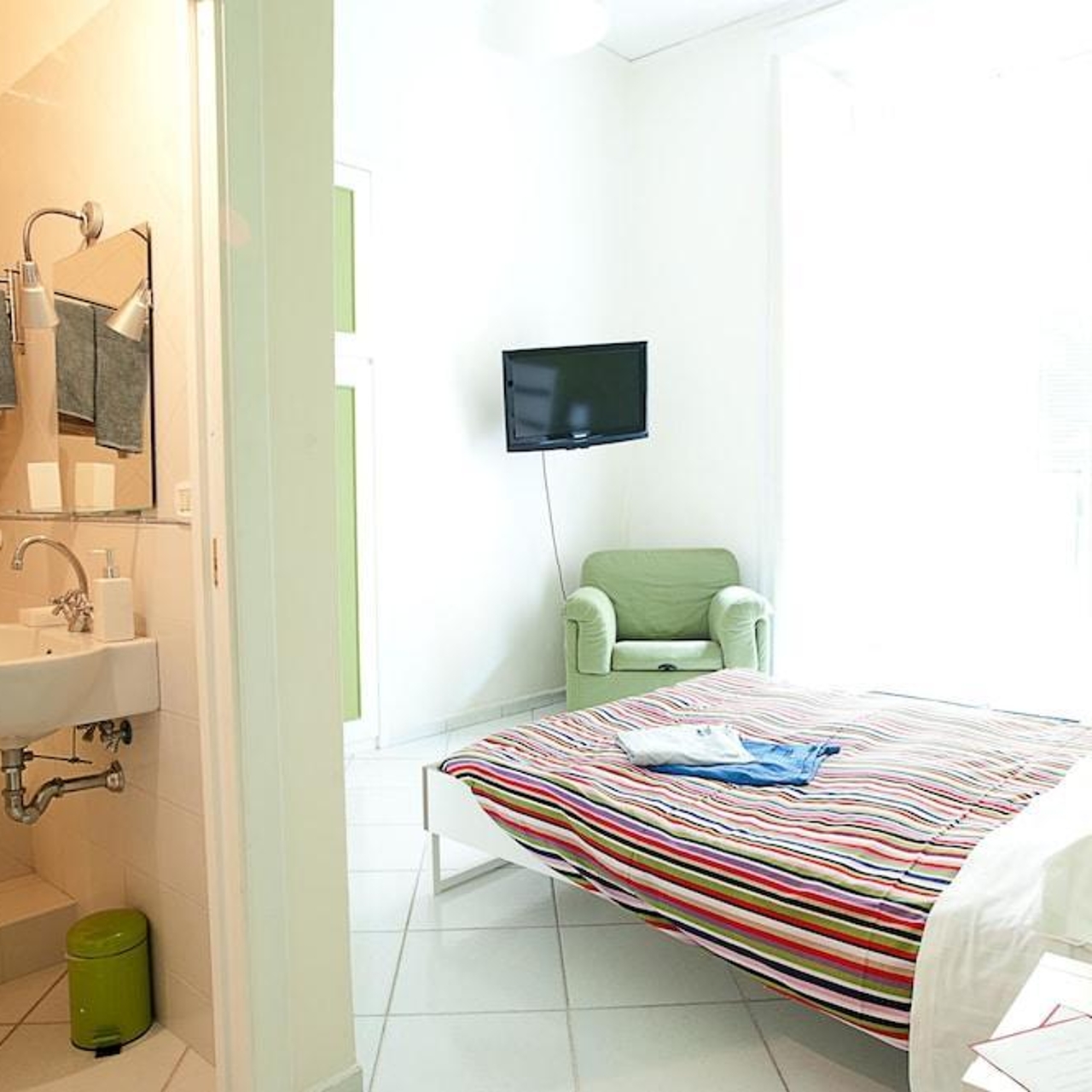 Hotel Immagineazione B B In Naples Campania Hrs