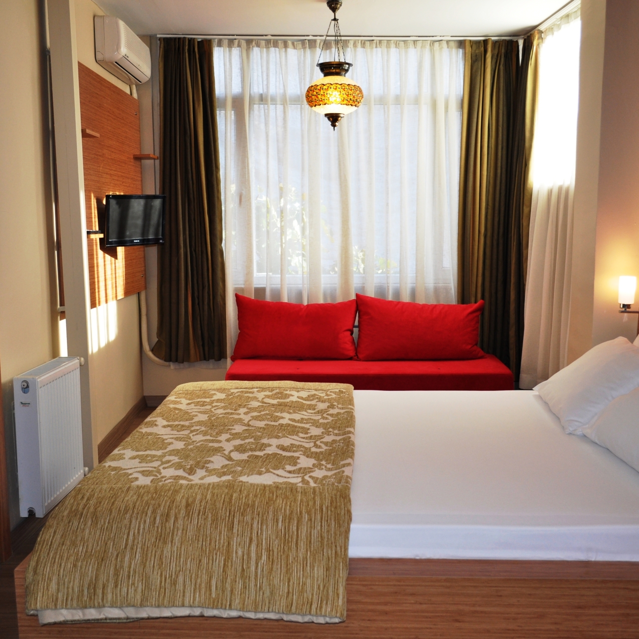 Antique Hostel Budget Hotel In Istanbul Istanbul Hrs