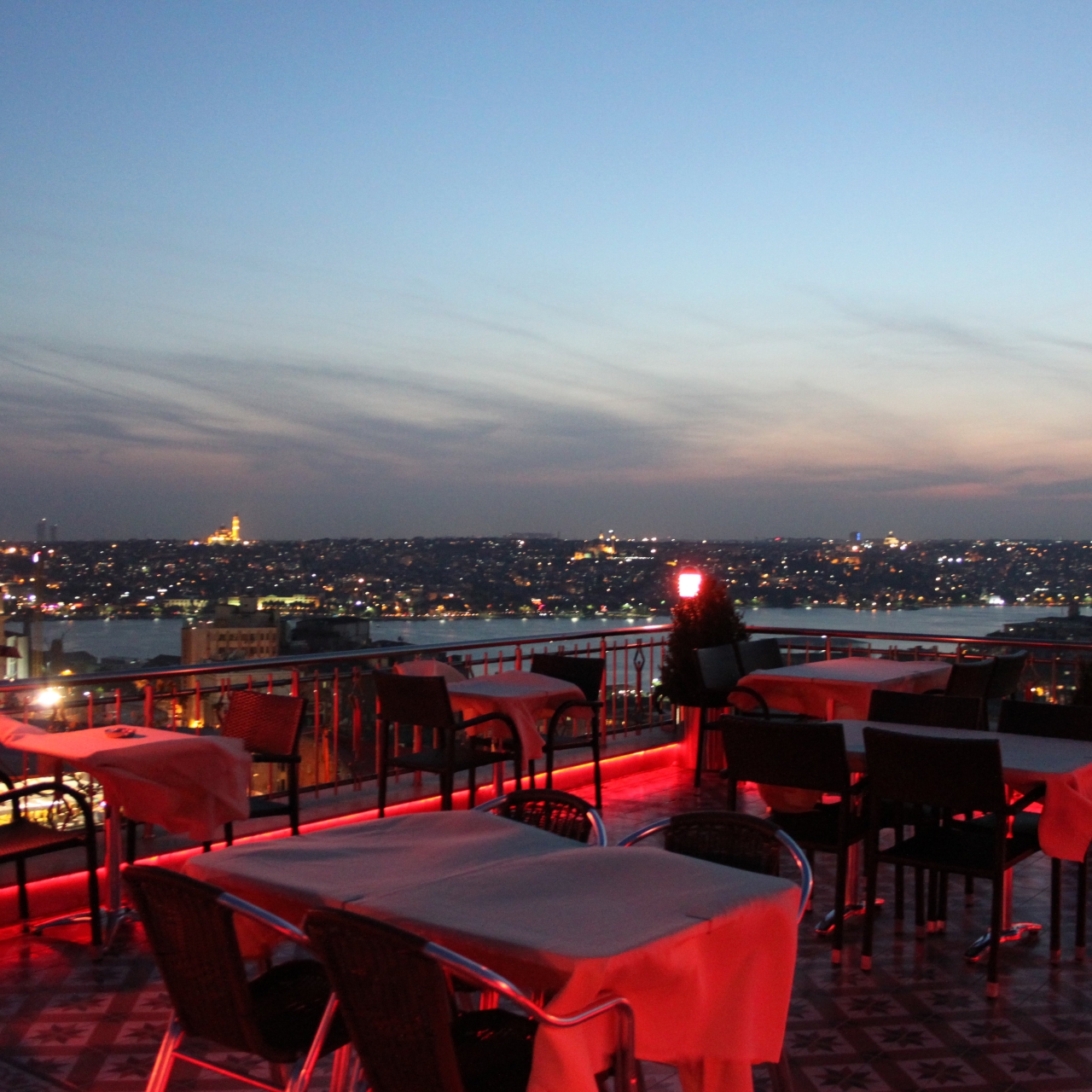 Grand Hotel De Londres In Istanbul Istanbul Hrs