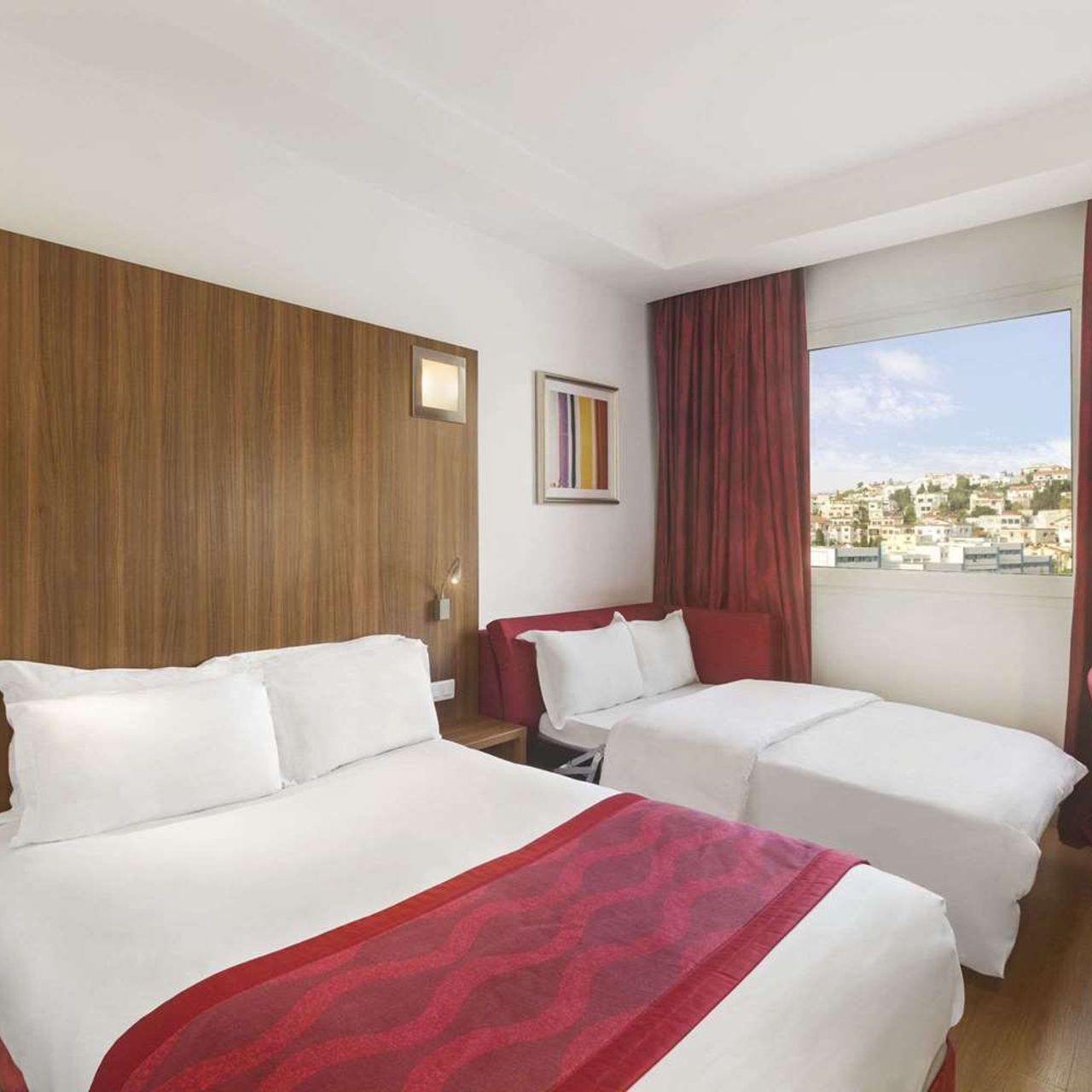 Hotel Ramada Encore by Wyndham Tangier en HRS con servicios gratuitos