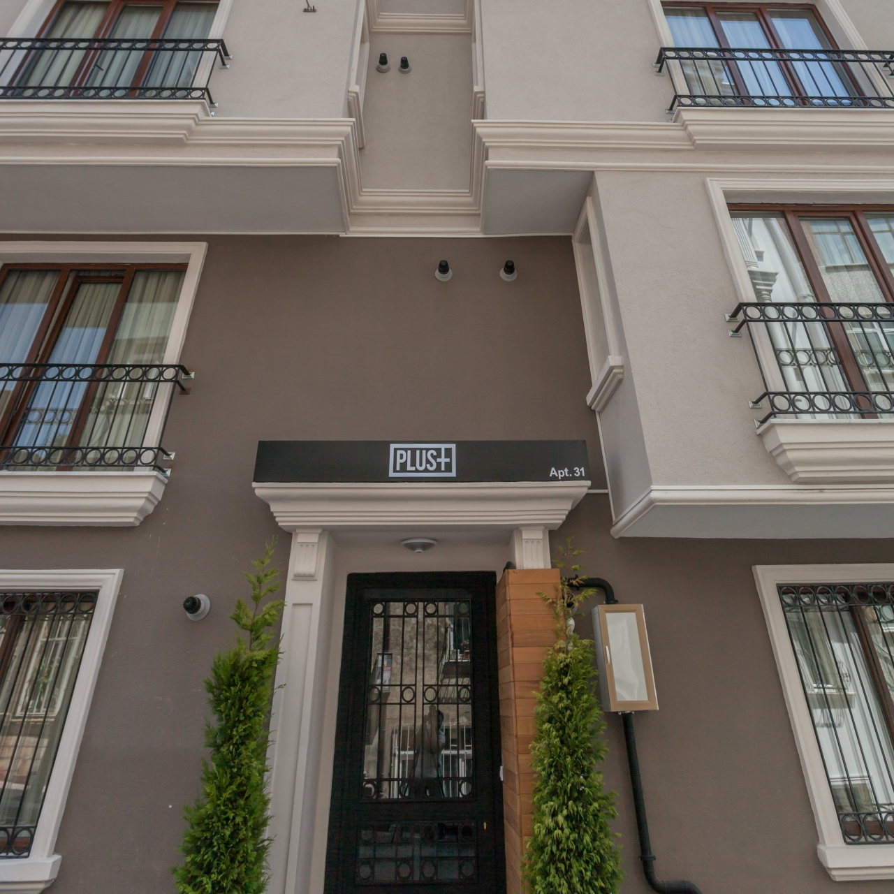 Plus Hotel Cihangir Suites In Istanbul Istanbul Hrs