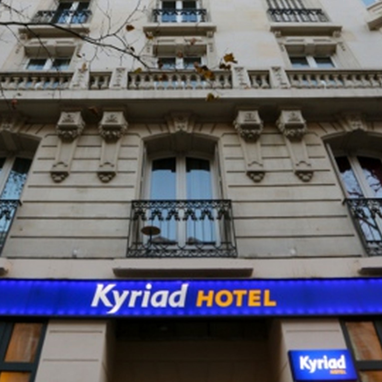 hotel kyriad paris 18 porte de clignancourt montmartre saint ouen at hrs with free services
