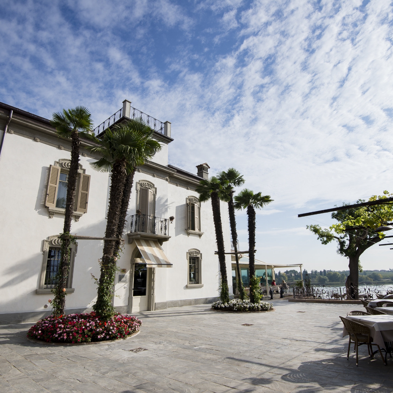 Hotel Le Ali Del Frassino 4 Hrs Star Hotel In Peschiera Del Garda Veneto