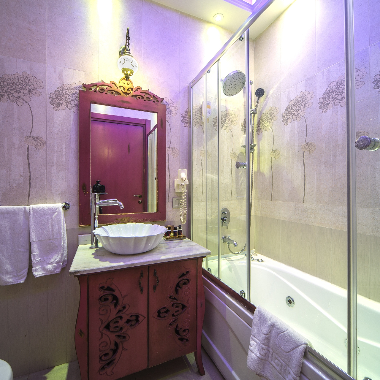 Ayna Hotel In Istanbul Istanbul Hrs
