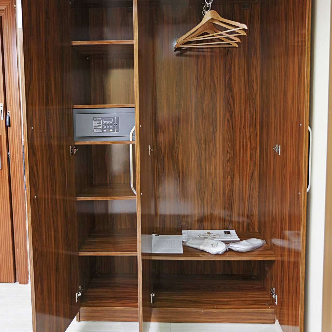 Reis Inn Hotel 4 Hrs Star Hotel In Istanbul Istanbul