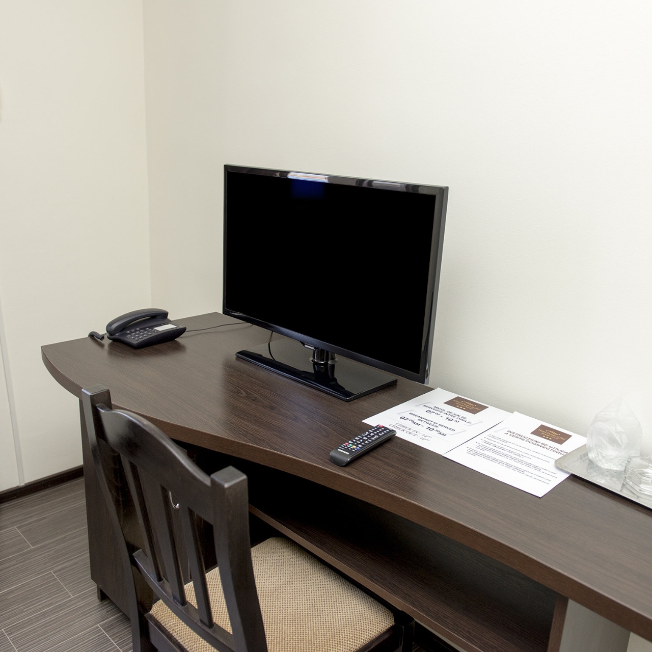 Altra dakota l-shaped desk with bookshelves