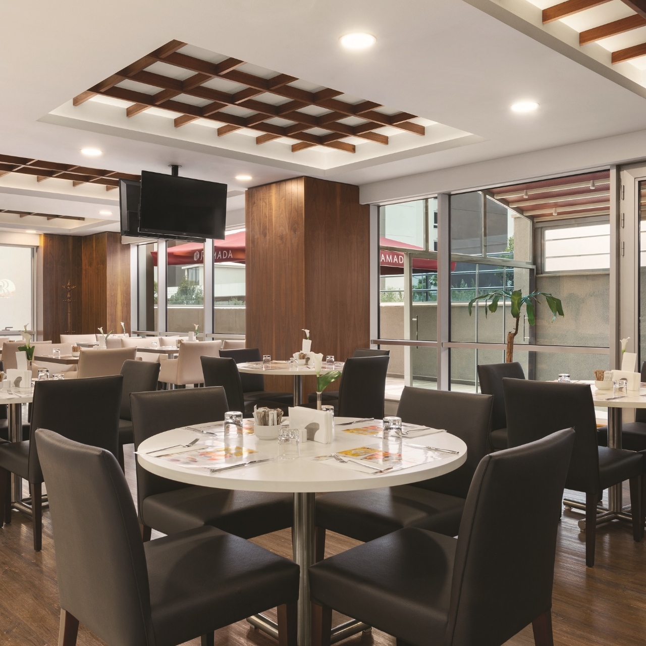 Hotel Ramada Encore Istanbul Kartal 4 Hrs Star Hotel In Istanbul Istanbul