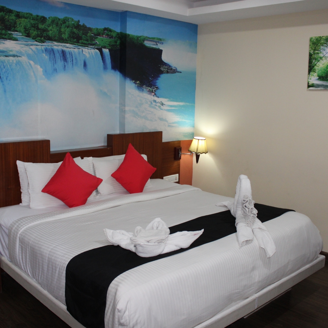 Hotel Gardeenia Comfortes Suites 3 Hrs Star Hotel In Bengaluru State Of Karnataka