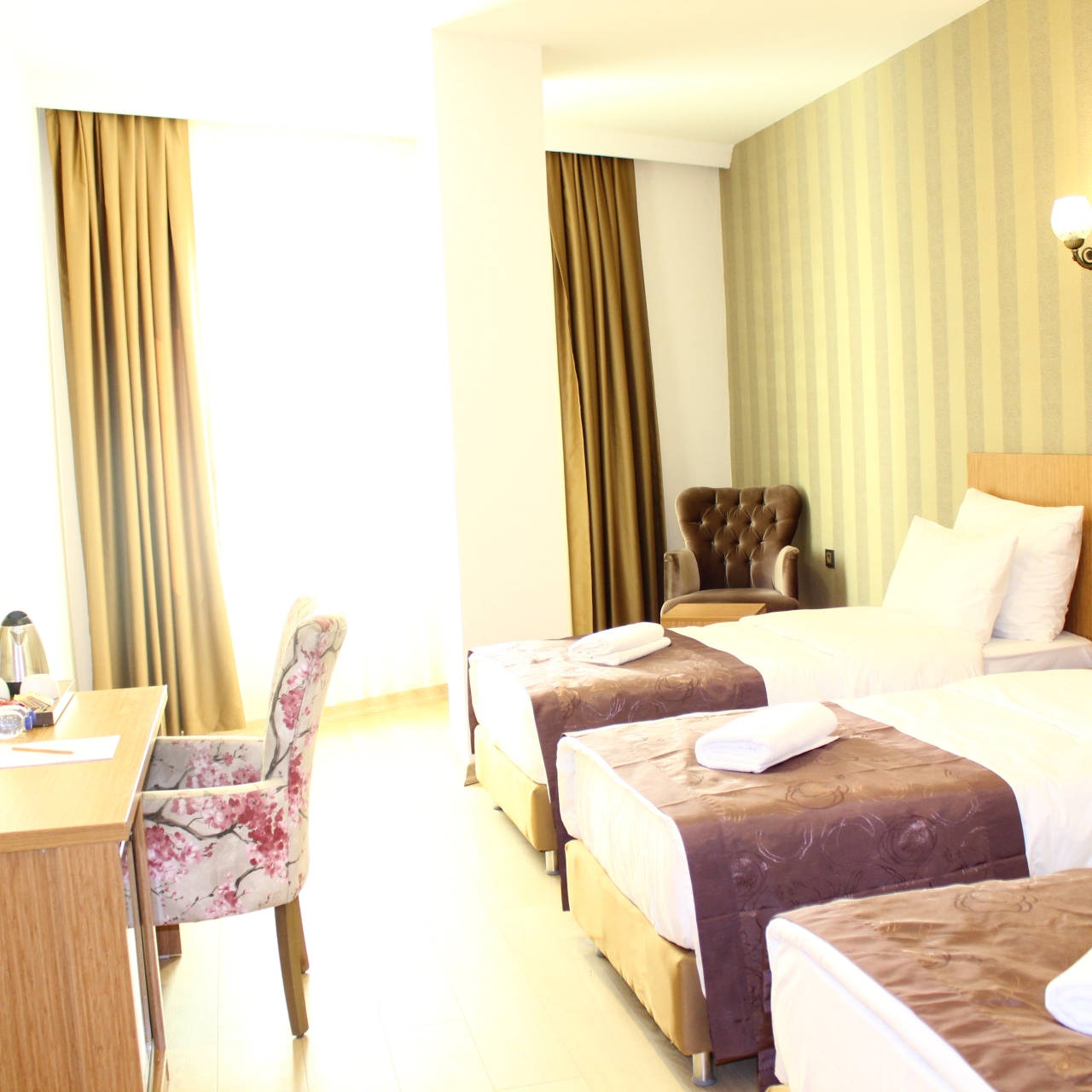 Realist Hotel 3 Hrs Star Hotel In Istanbul Istanbul