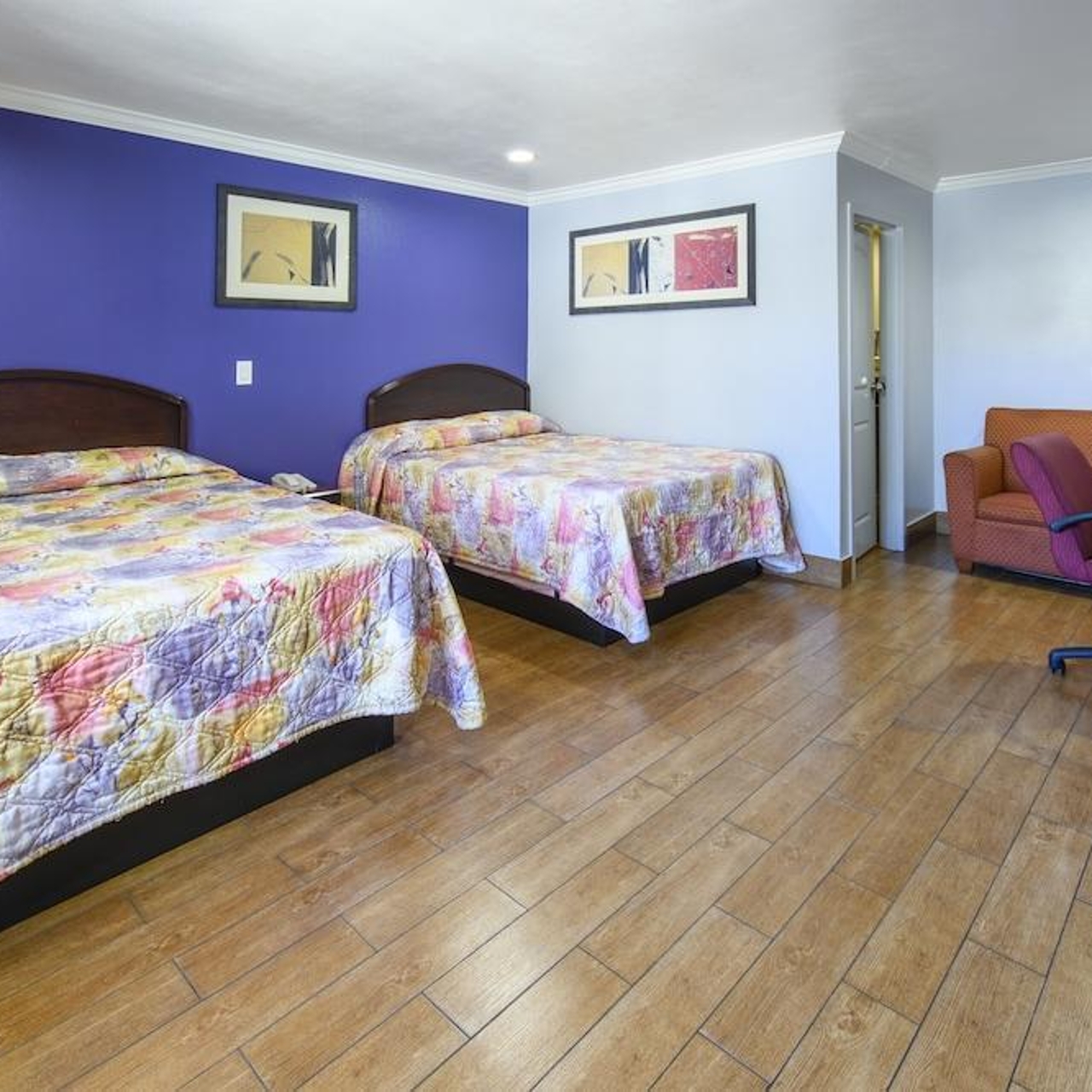 Hyland Motel Long Beach en Compton en HRS con servicios gratuitos