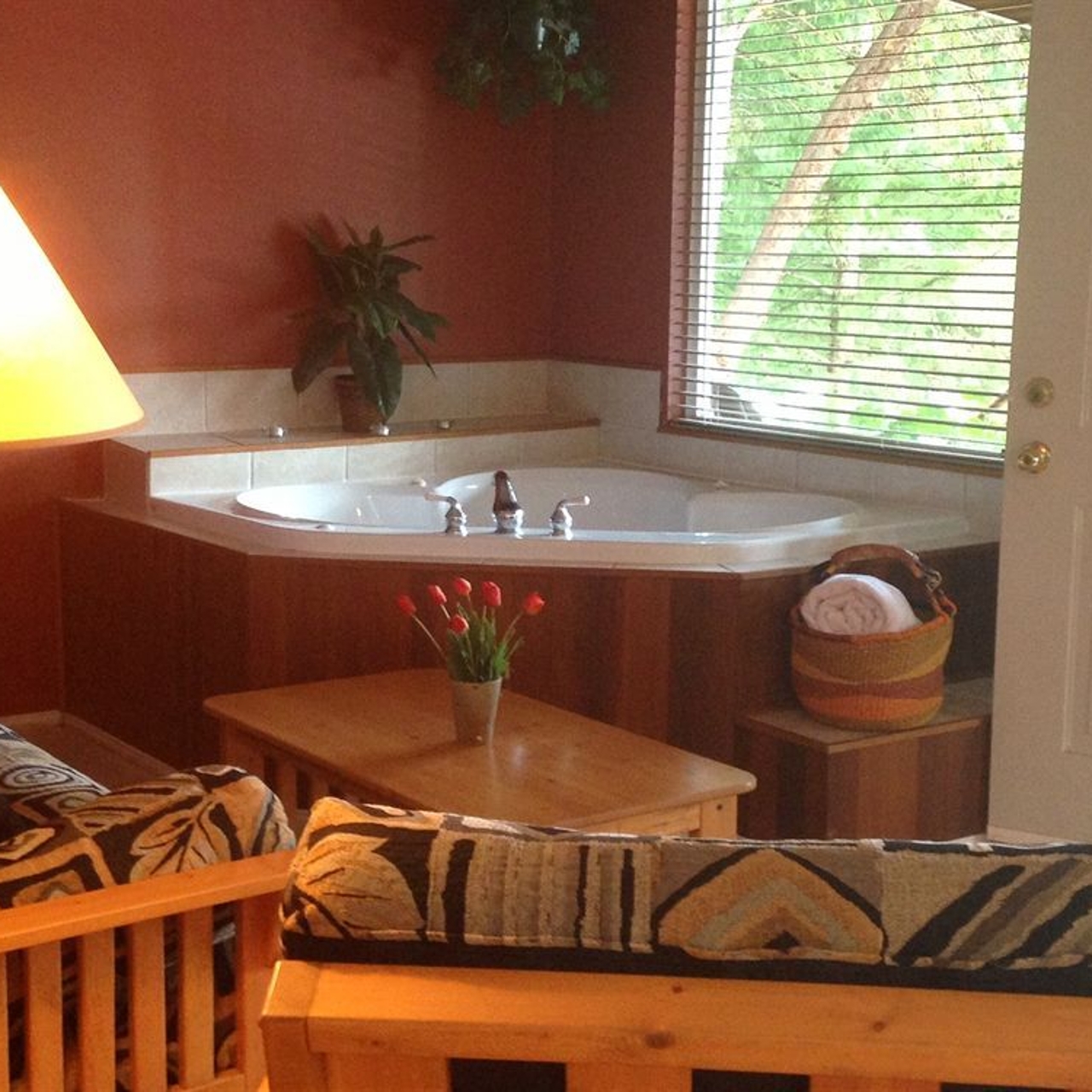 Hotel Seascape Waterfront Resort 3 Hrs Star Hotel In Campbell River British Columbia