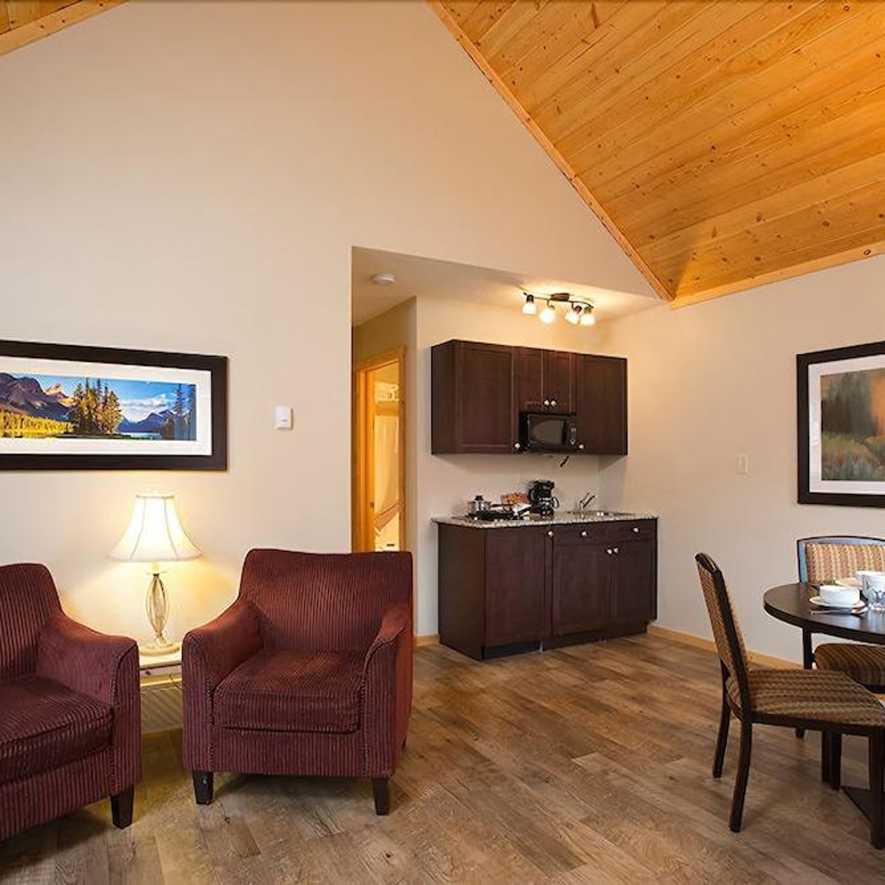 Hotel Jasper East Cabins In Hinton Alberta Hrs