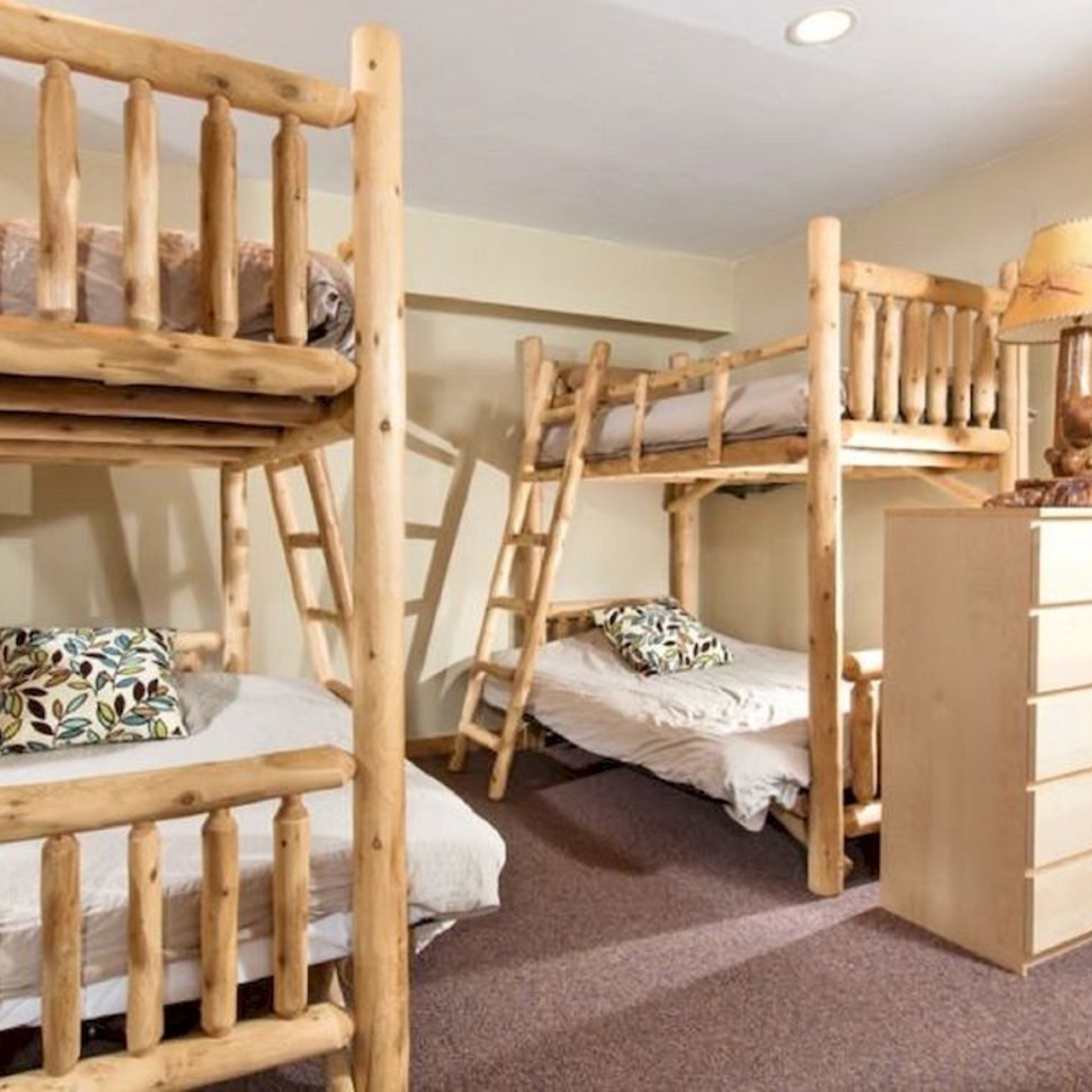 Hotel Pine Haus By Jackson Lodging Company 4 Hrs Star Hotel In Jackson Wyoming