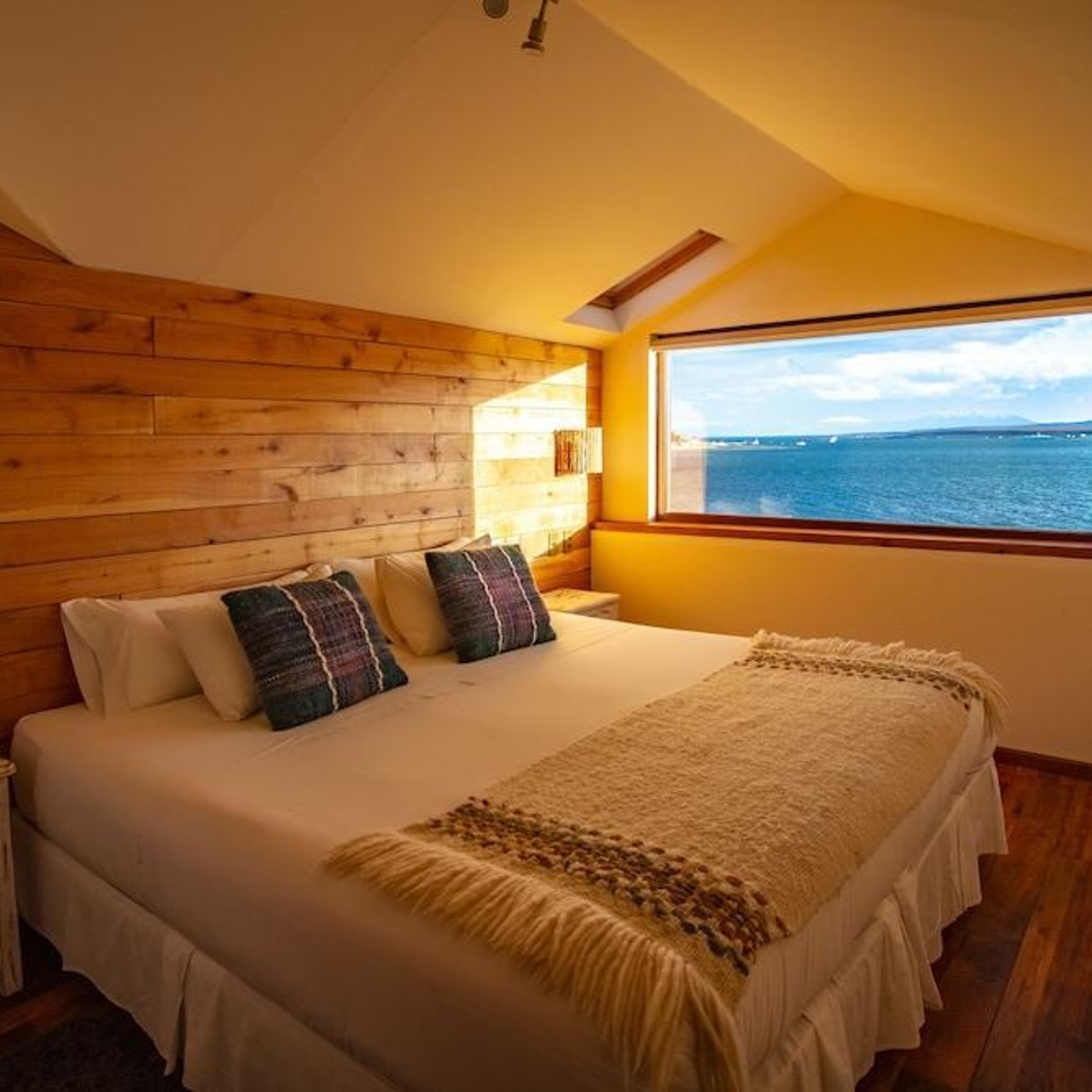 Hotel Weskar Patagonian Lodge en Puerto Natales en HRS con servicios  gratuitos