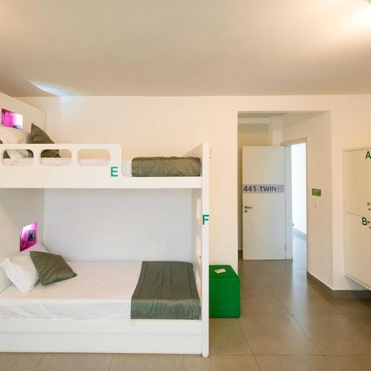 Concept Design Hostel & Suite in Foz do Iguaçu (Paraná) - HRS