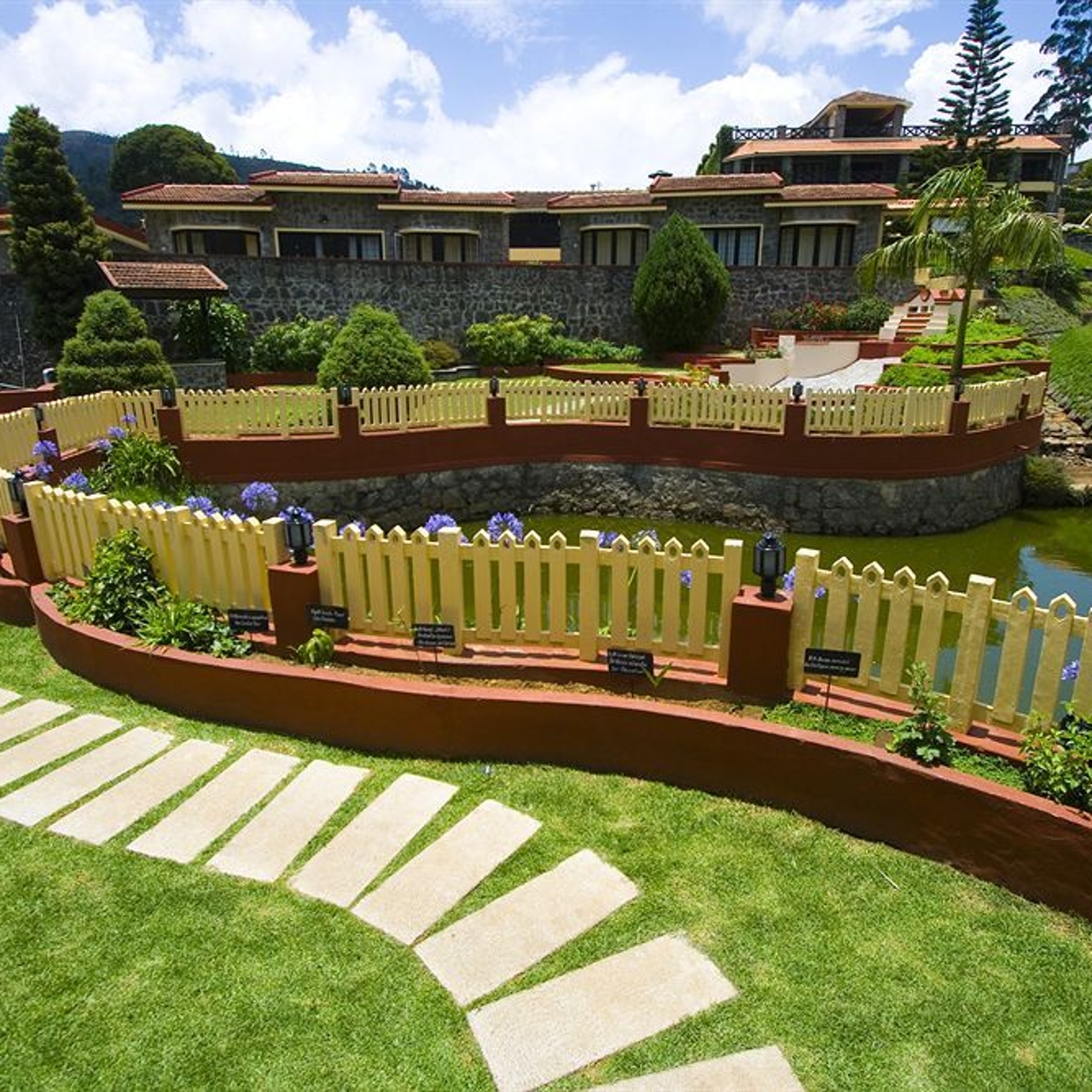 Hotel Hill Country Resort Kodaikanal 3 Hrs Star Hotel In