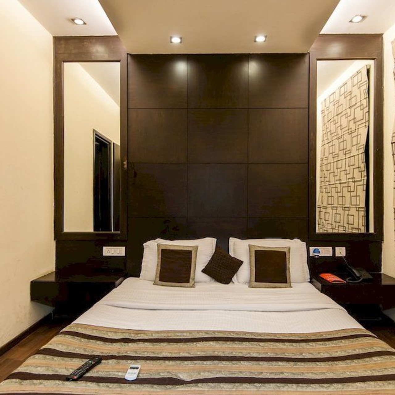 Hotel Oyo Rooms Huda Epicentre 3 Hrs Star Hotel In Gurgaon State Of Haryana Once again, thank you for the great recommendation and it would be nice to welcome you back soon in near future. hrs