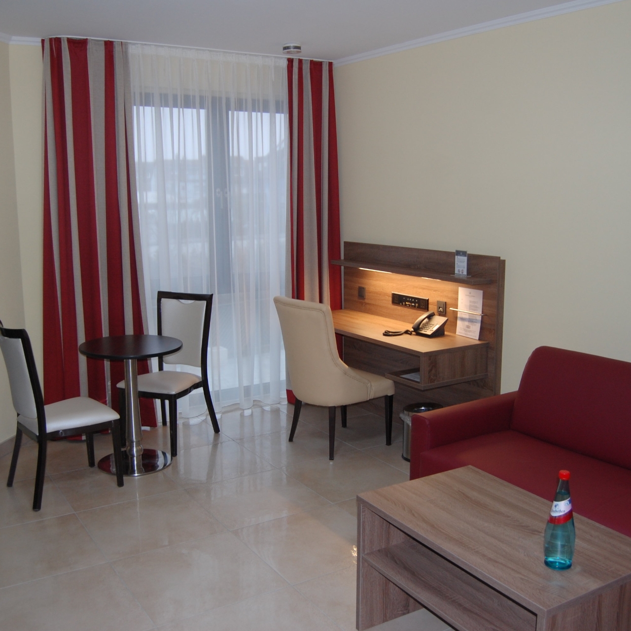 Hotel Naam 3 Hrs Star Hotel In Frankfurt Am Main Hesse