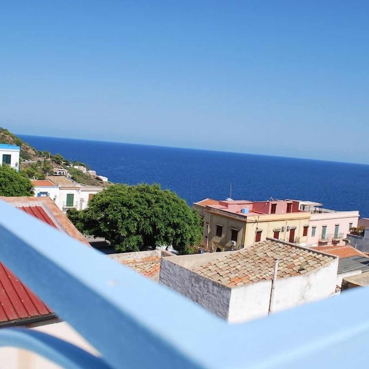 Hotel Solares Case Vacanze In Ustica Sicily Hrs