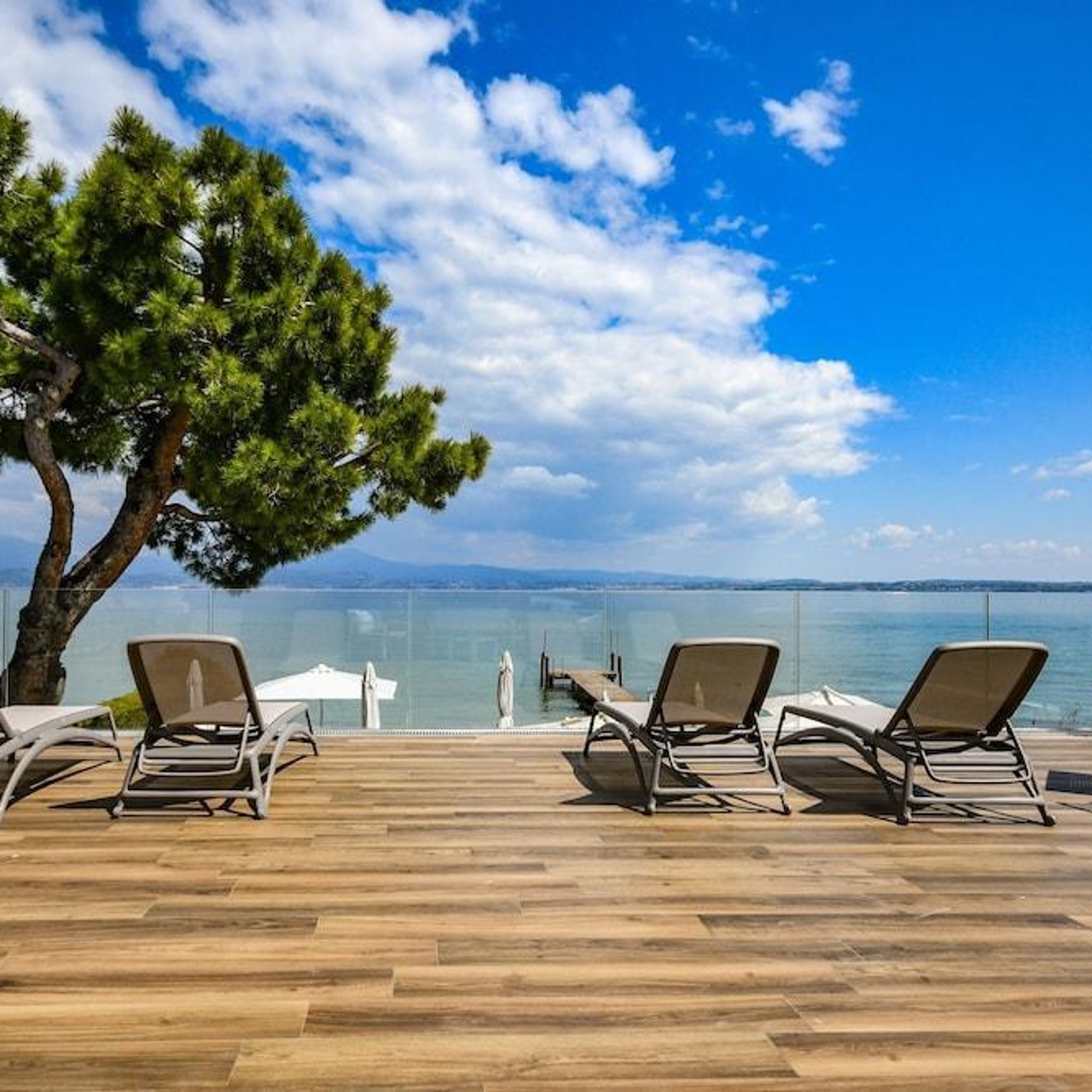 Hotel Residence Casa Dei Pescatori In Sirmione Lombardy Hrs